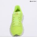 Кросівки для бігу жіночі Mizuno Wave Sky 8 mizuno neo lime/white/pristine 9