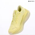 Кросівки для бігу жіночі PUMA MagMax Nitro gold moon 9