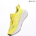Кросівки для бігу чоловічі ASICS Novablast 5 citron/white 17