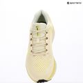 Кросівки для бігу чоловічі Nike Winflo 11 coconut milk/neon yellow/light zitron/volt 15