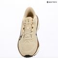 Кросівки для бігу жіночі Nike Quest 6 light khaki/sail/metallic gold/off noir 10