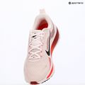 Кросівки для бігу жіночі Nike Vomero 18 pearl pink/team crimson/black 16