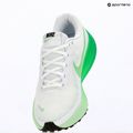 Кросівки для бігу жіночі Nike Revolution 8 white/cucumber calm/illusion green 5