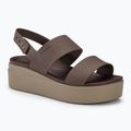 Жіночі босоніжки Crocs Brooklyn на низькій танкетці з грибами/ліпниною
