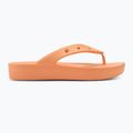 Жіночі шльопанці Crocs на класичній платформі папайя 2