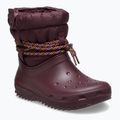 Жіночі снігоступи Crocs Classic Neo Puff Luxe темно-вишневого кольору 8