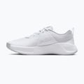 Кросівки для тренувань жіночі Nike MC Trainer 3 white/photon dust/metallic platinum 2