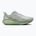 Кросівки для бігу чоловічі Nike Vomero 18 light silver/barely volt/college grey