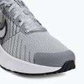 Кросівки для бігу чоловічі Nike Run Defy wolf grey/white/iron grey/black 7