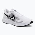 Кросівки для бігу чоловічі Nike Run Defy white/black
