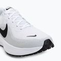 Чоловічі бігові кросівки Nike Revolution 8 white/pure platinum/black 7
