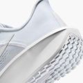 Кросівки для бігу чоловічі Nike Quest 6 white / platinum tint / white 9
