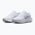 Жіночі кросівки для бігу Nike Revolution 8 white/pure platinum 3