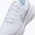 Кросівки для бігу жіночі Nike Revolution 8 white/pure platinum 8
