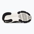 Кросівки для бігу жіночі Nike Vomero 18 black/coconut milk/summit white 4