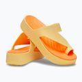 В'єтнамки жіночі Crocs Getaway Platform Toe Loop golden hour 3