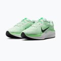 Кросівки для бігу чоловічі Nike Winflo 11 barely green / black / green strike 3