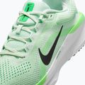 Кросівки для бігу чоловічі Nike Winflo 11 barely green / black / green strike 9