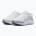 Жіночі бігові кросівки Nike Winflo 11 summit white/metallic silver 10