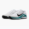 Кросівки тенісні чоловічі Nike Vapor 12 white / black / radiant emerald 10