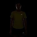 Футболка для бігу жіноча Nike Swift Dri-Fit light zitron 4