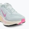 Кросівки для бігу жіночі Nike Vomero 18 barely grey/pale ivory/cannon/playful pink 7