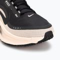 Кросівки для бігу жіночі Nike Vomero 18 GORE-TEX black/crimson tint/black/black 7