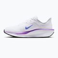 Жіночі бігові кросівки Nike Quest 6 white/black/bright violet/sapphire 2