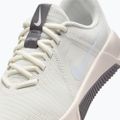 Кросівки для тренувань жіночі Nike MC Trainer 3 sail/chalk/pencil point/white 15