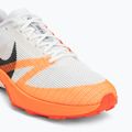 Чоловічі бігові кросівки Nike Kiger 10 white/photon dust/total orange/black 7