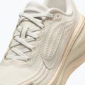 Кросівки для бігу жіночі Nike Vomero Plus ESS summit white/phantom/pure platinum/chalk 8