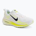 Кросівки для бігу чоловічі Nike Vomero 18 white/volt/barely volt/black