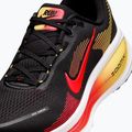 Кросівки для бігу чоловічі Nike Vomero 18 black/light crimson/bright crimson 8