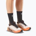 Кросівки для бігу жіночі Salomon Genesis 2 GTX rainy day/desert tan 5