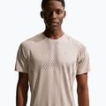 Футболка для бігу чоловіча Nike Stride Dri-Fit ADV cream li/mink brown 2