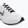 Кросівки для бігу жіночі Nike Revolution 8 white/metallic gold/black 7