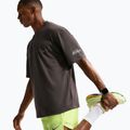Шорти для бігу чоловічі Nike Stride Dri-Fit 2in1 7" volt ice 4