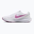 Кросівки для бігу жіночі Nike Revolution 8 white/orange pulse/light magenta 2
