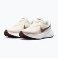 Кросівки для бігу жіночі Nike Revolution 8 EasyOn phantom/white/silt red/tattoo 3