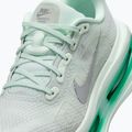 Кросівки для бігу жіночі Nike Vomero Premium barely green/metallic silver 3