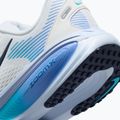 Кросівки для бігу жіночі Nike Vomero 18 white/blue fury/midnight navy 5