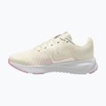 Кросівки для бігу жіночі Nike Run Defy sail/white/pink rise/pink smoke 2