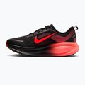 Кросівки для бігу чоловічі Nike Vomero 18 black/university red/bright crimson 2