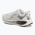 Кросівки для бігу жіночі Nike Vomero 18 summit white/sail/metallic silver 3