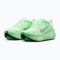 Кросівки для бігу жіночі Nike Vomero Plus white/illusion green/metallic silver 3