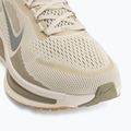 Кросівки для бігу чоловічі Nike Vomero 18 light khaki/desert khaki/metallic silver 7
