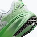 Кросівки для бігу жіночі Nike Vomero 18 white/illusion green/metallic silver 8