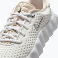 Взуття жіноче Nike Mind 002 summit white/phantom/metallic silver 5