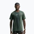Футболка для бігу чоловіча Nike Stride black/light green spark