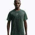 Футболка для бігу чоловіча Nike Stride black/light green spark 4